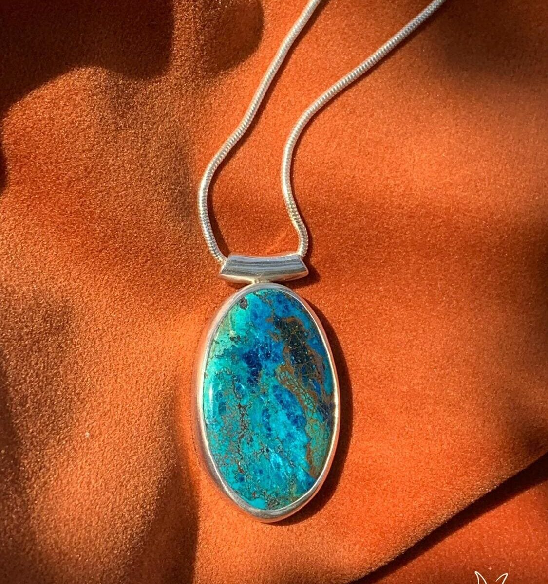 Pendentif sertis - Chrysocole - Argent massif - Chaîne serpentine - Création - Alizée NIEL